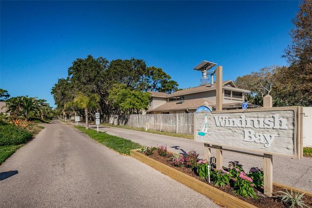 421 WINDRUSH BAY DRIVE 421, Tarpon Springs, FL 34689