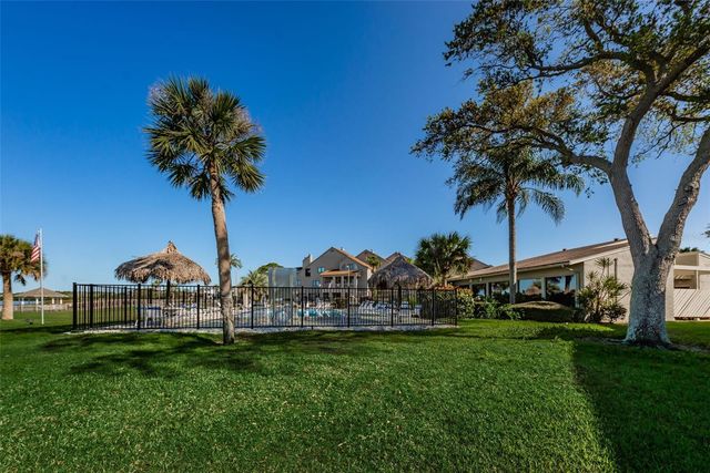 421 WINDRUSH BAY DRIVE 421, Tarpon Springs, FL 34689