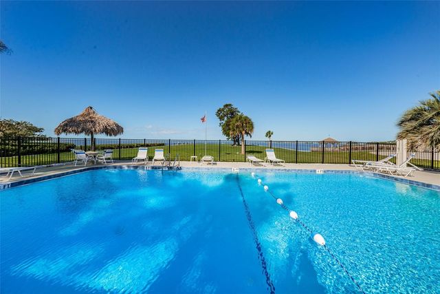 421 WINDRUSH BAY DRIVE 421, Tarpon Springs, FL 34689