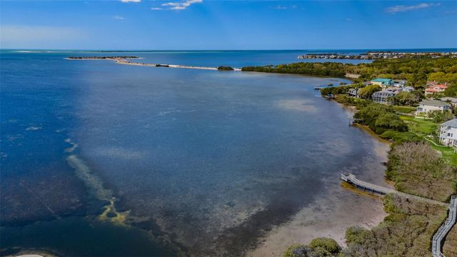 421 WINDRUSH BAY DRIVE 421, Tarpon Springs, FL 34689