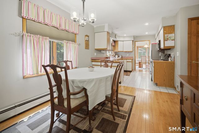 25 Oneil Road, Oxford, CT 06478