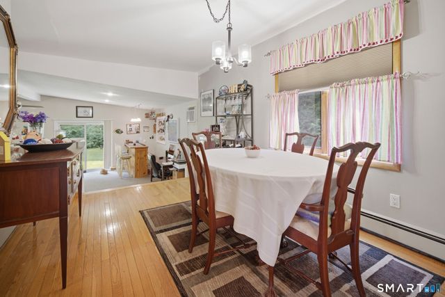25 Oneil Road, Oxford, CT 06478