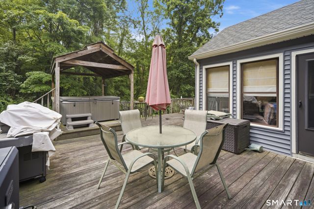 25 Oneil Road, Oxford, CT 06478