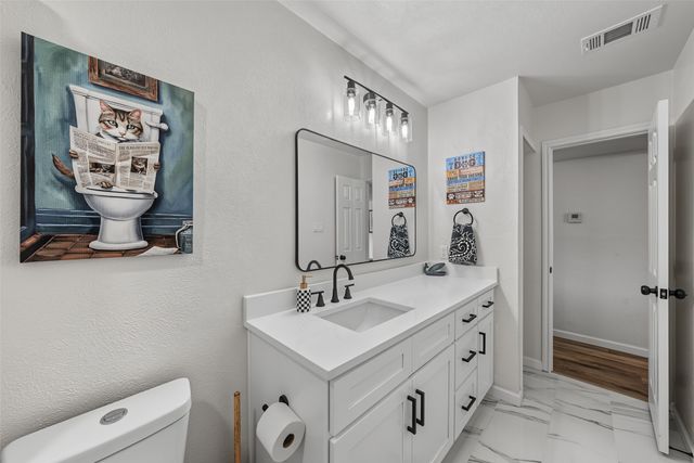 3101 Whisperwood Lane, Bedford, TX 76021