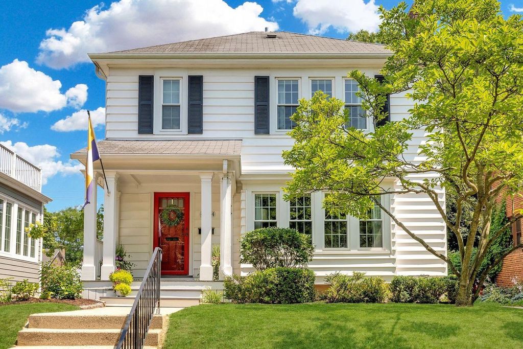 4124 N Maryland AVENUE, Shorewood, WI 53211