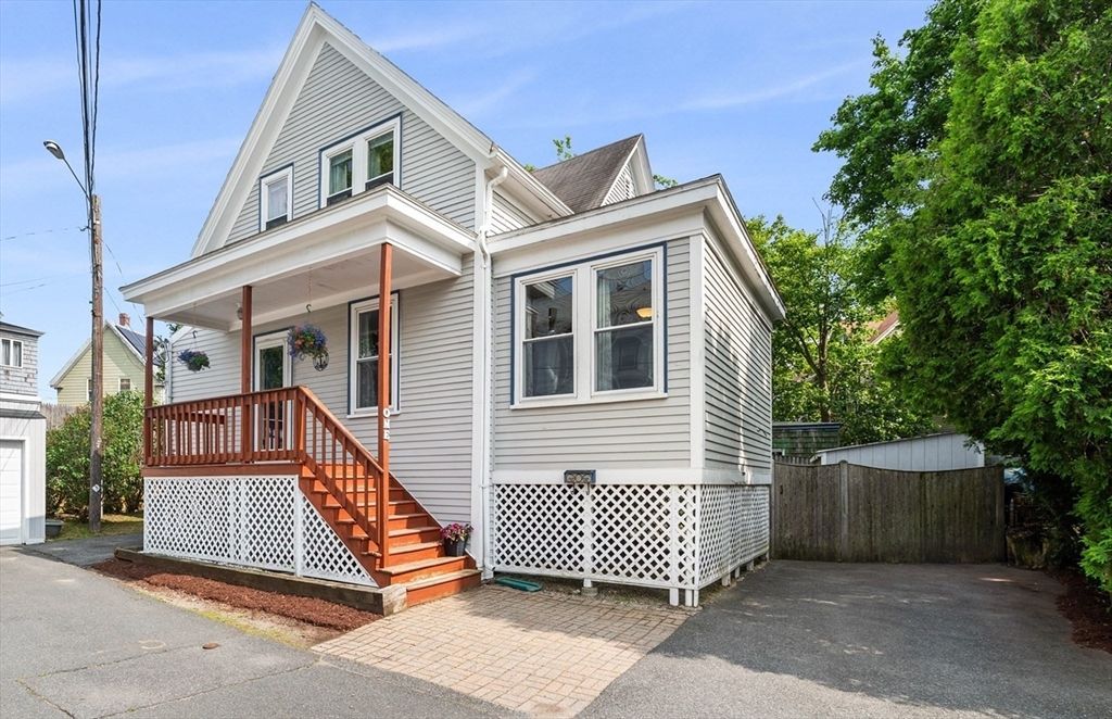 1 Orchard Ter, Swampscott, MA 01907