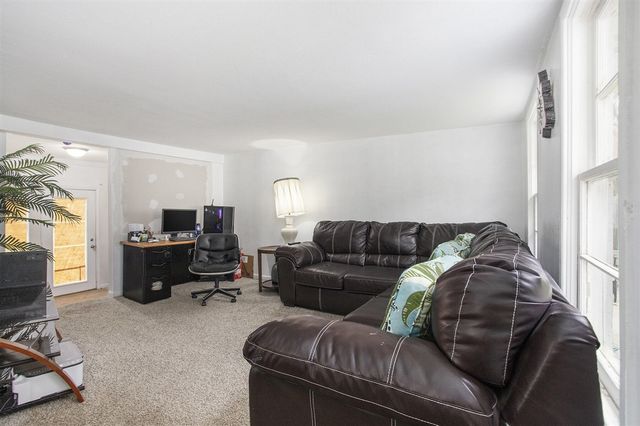 196 N Gardner Avenue, Battle Creek, MI 49037