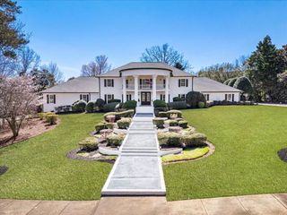 205 Slaton Circle, Roswell, GA 30075