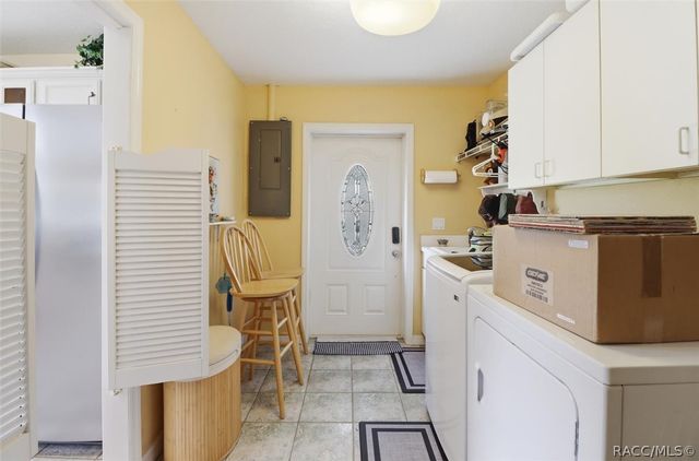 6928 W Hamill Court, Homosassa, FL 34446