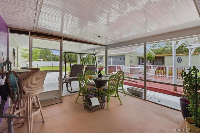 6928 W Hamill Court, Homosassa, FL 34446
