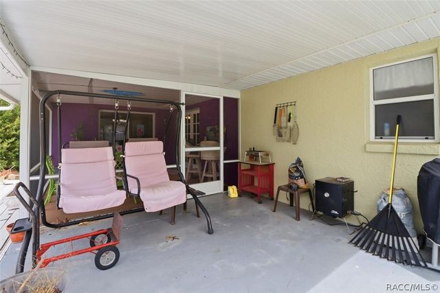 6928 W Hamill Court, Homosassa, FL 34446