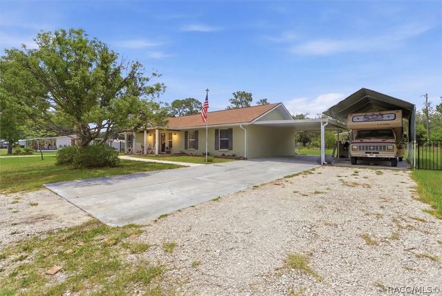 6928 W Hamill Court, Homosassa, FL 34446