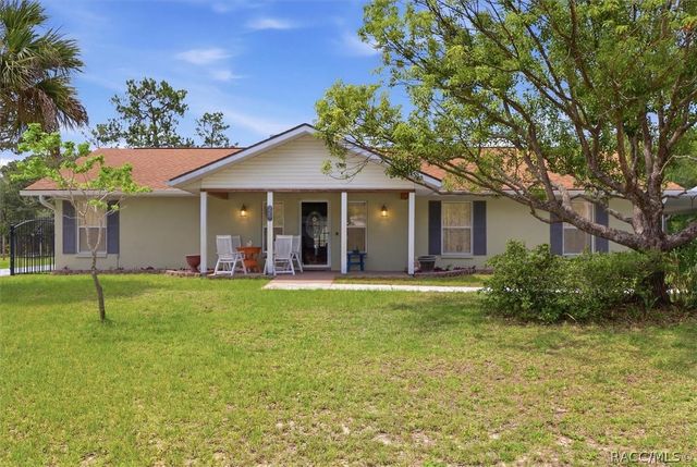 6928 W Hamill Court, Homosassa, FL 34446