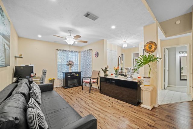 14191 Cisne Circle, Fort Pierce, FL 34951