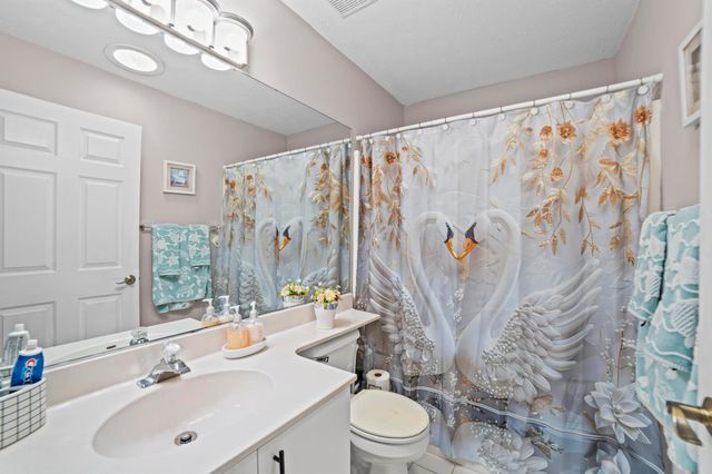 14191 Cisne Circle, Fort Pierce, FL 34951