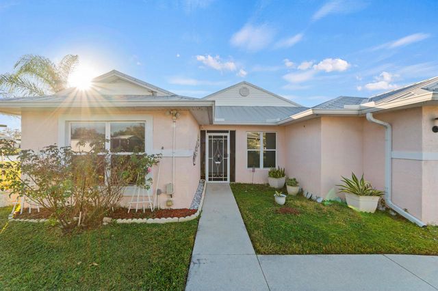 14191 Cisne Circle, Fort Pierce, FL 34951