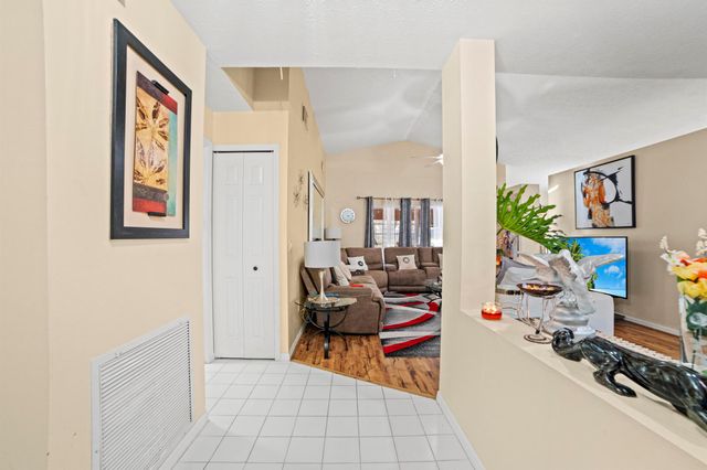 14191 Cisne Circle, Fort Pierce, FL 34951