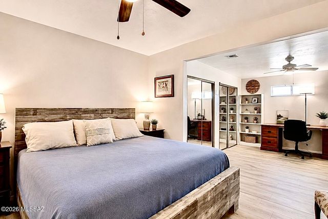 6969 N Northlight Drive, Tucson, AZ 85741