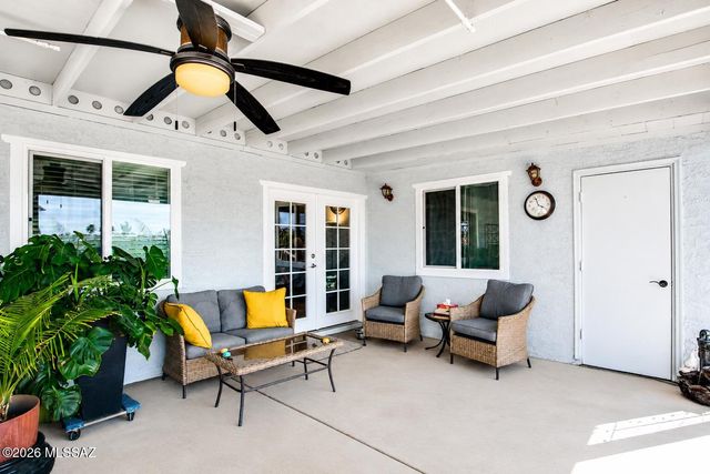6969 N Northlight Drive, Tucson, AZ 85741