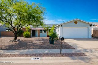 6969 N Northlight Drive, Tucson, AZ 85741