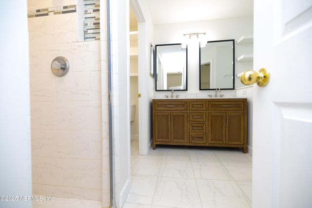 706 BONAPARTE Drive, Jacksonville, FL 32218