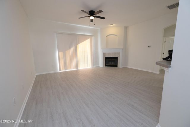 706 BONAPARTE Drive, Jacksonville, FL 32218