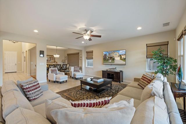 727 N Pergola Ct, Mountain House, CA 95391