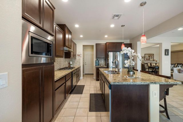 727 N Pergola Ct, Mountain House, CA 95391