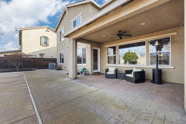 727 N Pergola Ct, Mountain House, CA 95391