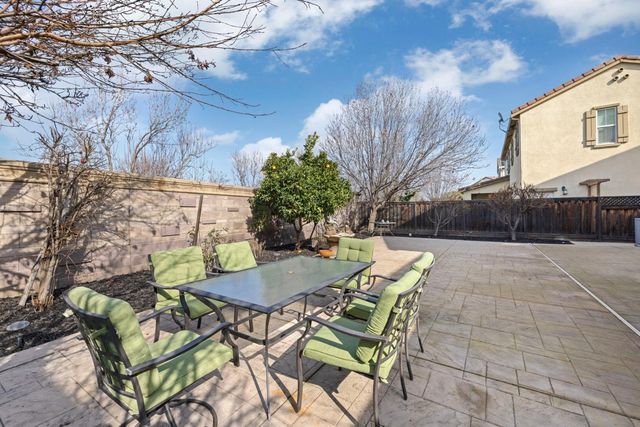 727 N Pergola Ct, Mountain House, CA 95391