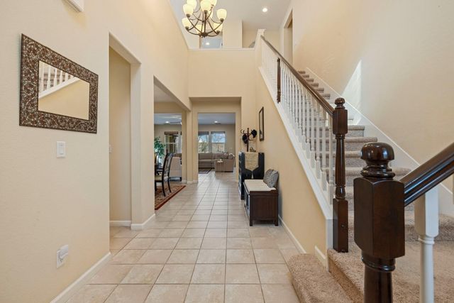 727 N Pergola Ct, Mountain House, CA 95391