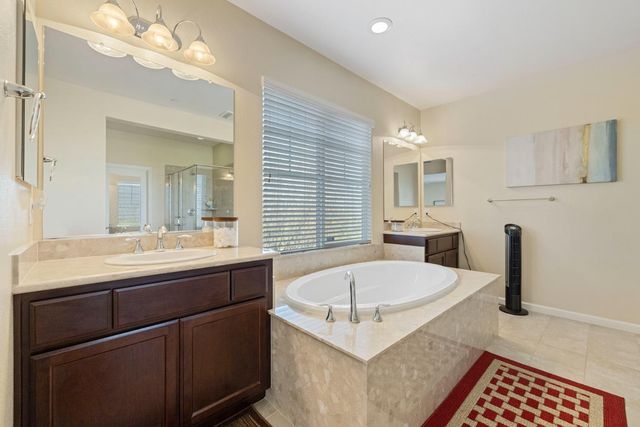 727 N Pergola Ct, Mountain House, CA 95391