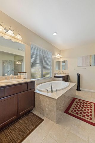 727 N Pergola Ct, Mountain House, CA 95391