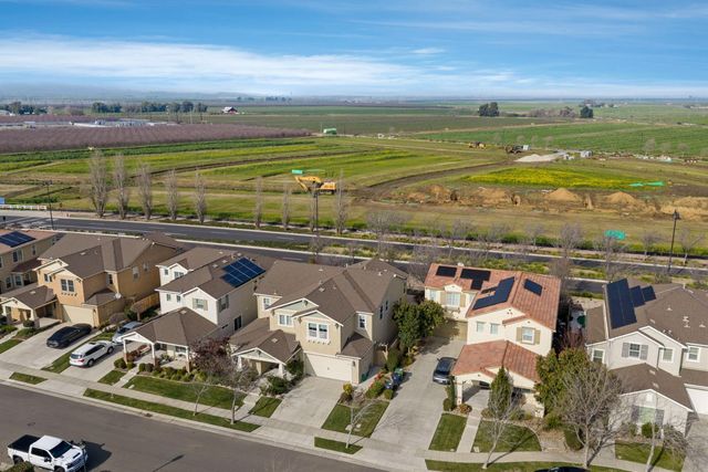 727 N Pergola Ct, Mountain House, CA 95391