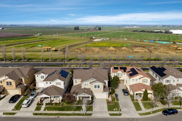 727 N Pergola Ct, Mountain House, CA 95391