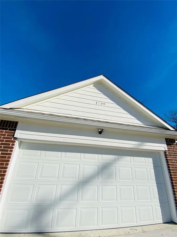 1709 Wright Street, Greenville, TX 75401