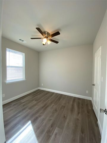 1709 Wright Street, Greenville, TX 75401