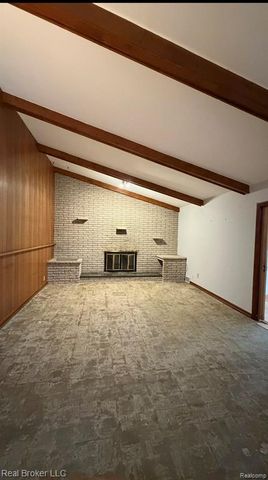 52816 Heatherway Drive, Shelby Twp, MI 48316