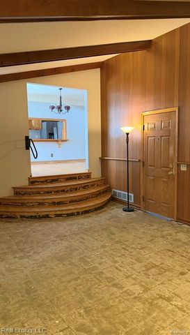 52816 Heatherway Drive, Shelby Twp, MI 48316