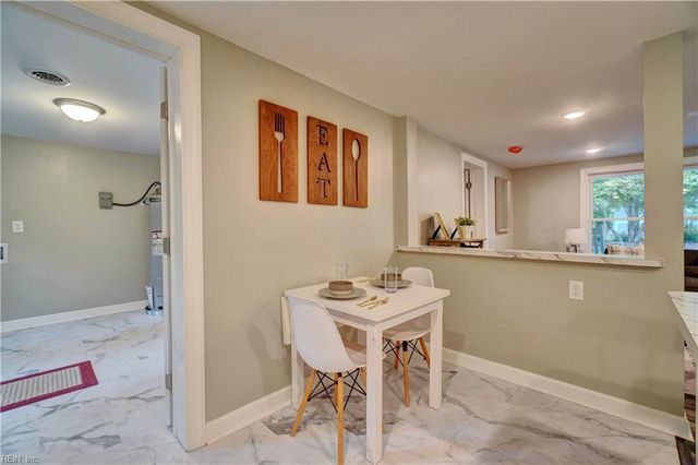 1013 Dare RD, Yorktown, VA 23692