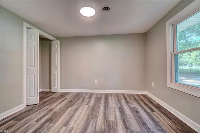 1013 Dare RD, Yorktown, VA 23692