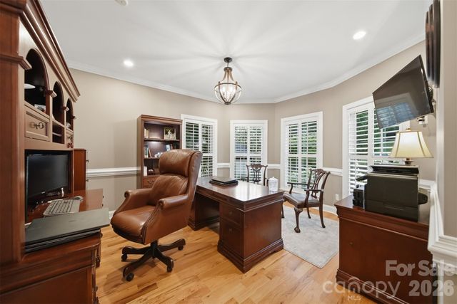 151 43rd Avenue Drive NW, Hickory, NC 28601