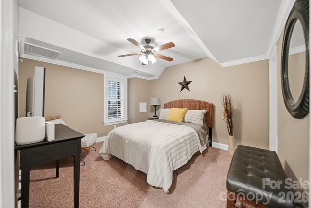 151 43rd Avenue Drive NW, Hickory, NC 28601