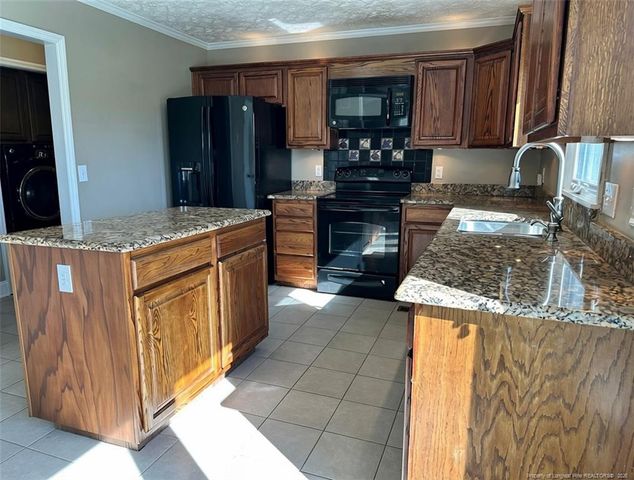 6521 Ryefield Drive, Fayetteville, NC 28314