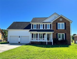 6521 Ryefield Drive, Fayetteville, NC 28314