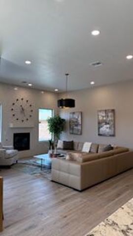 2312 Los Amigos Lane NW, Albuquerque, NM 87104