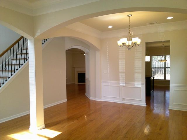 2302 Jasmine Glen Drive, Buford, GA 30519