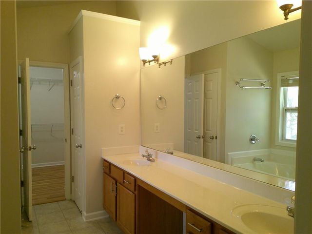 2302 Jasmine Glen Drive, Buford, GA 30519