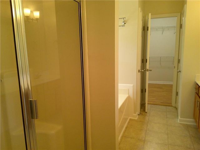 2302 Jasmine Glen Drive, Buford, GA 30519
