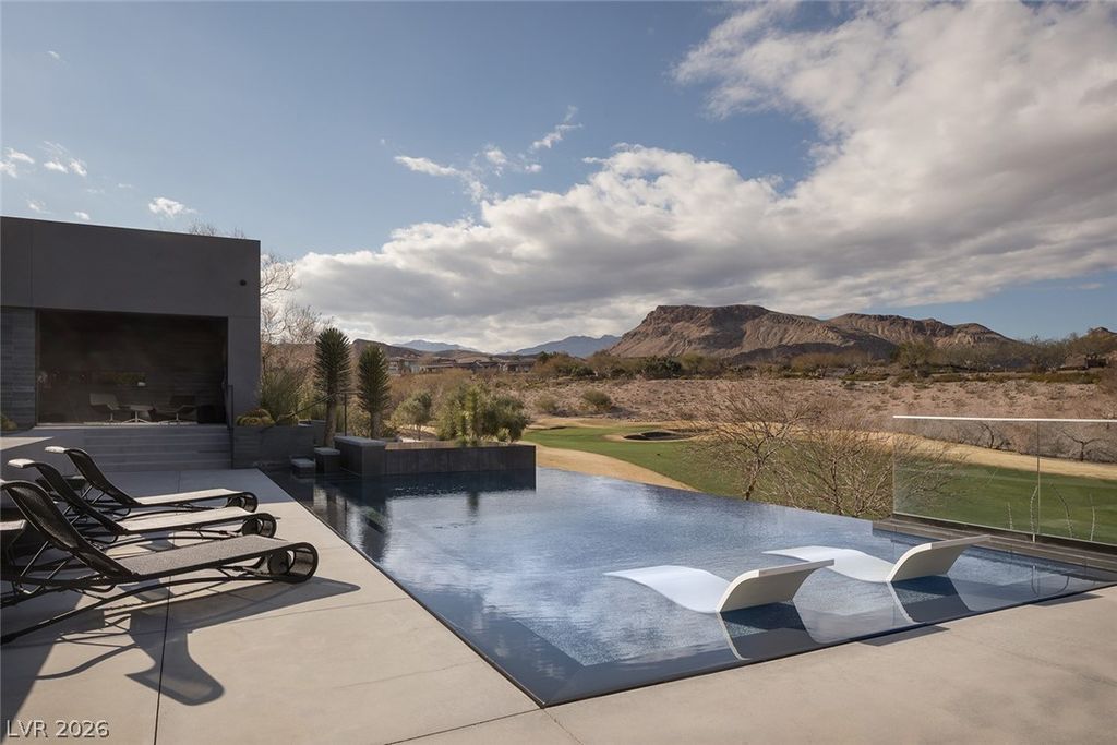 20 Soaring Bird Court, Las Vegas, NV 89135 — photo 5